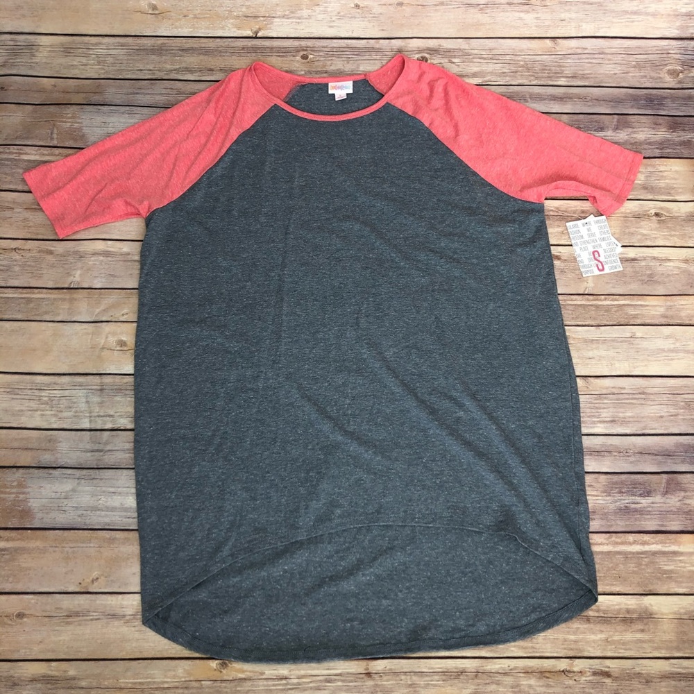 LuLaRoe || Irma Shirt💗